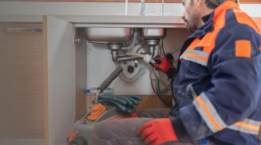Expert burst pipe repair services in Nauvoo, AL